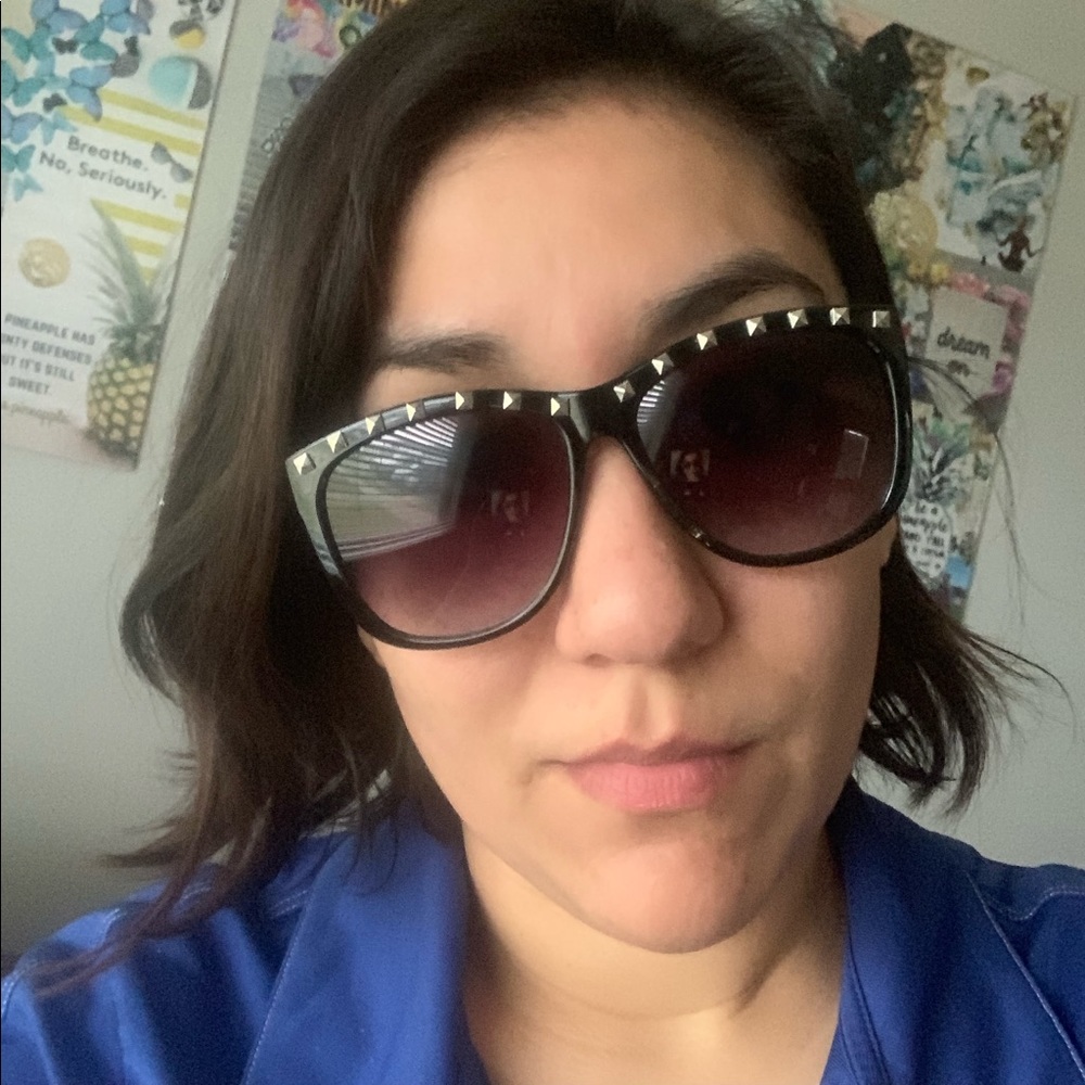 Studded Sunglasses - Picture 4 of 5